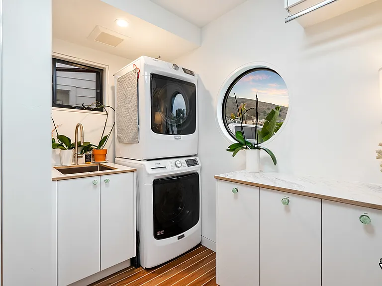 3086 Studio Dr — Photo 10