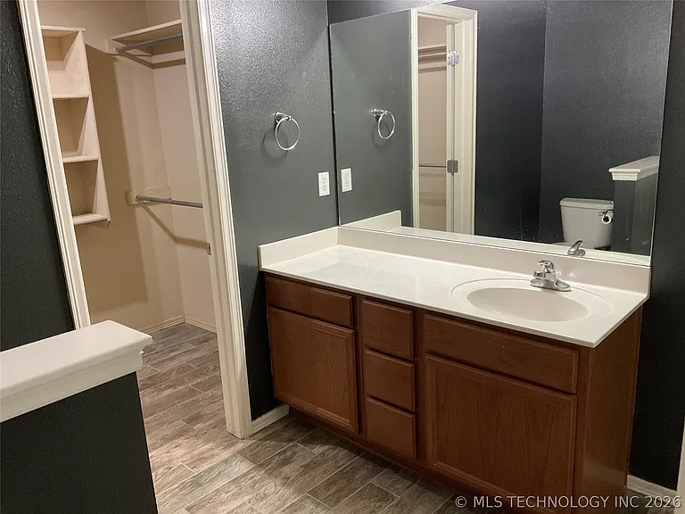 11120 N 143rd East Ave — Photo 10