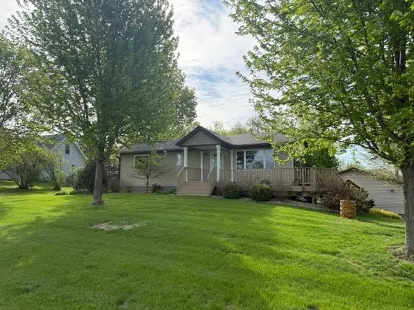 5414 Elkton Trl, Faribault, MN 55021
