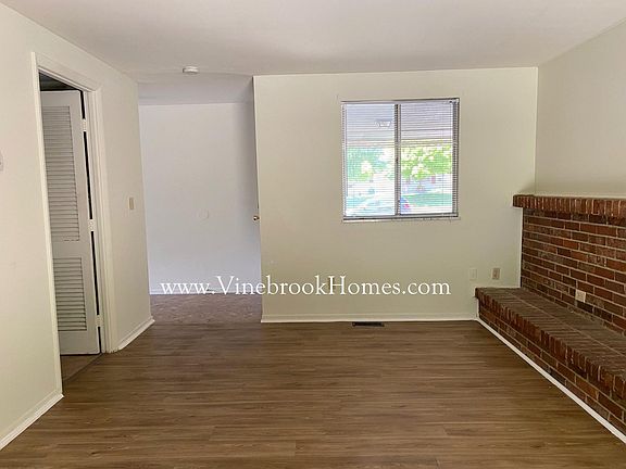 4th image of 7380 Damascus Dr