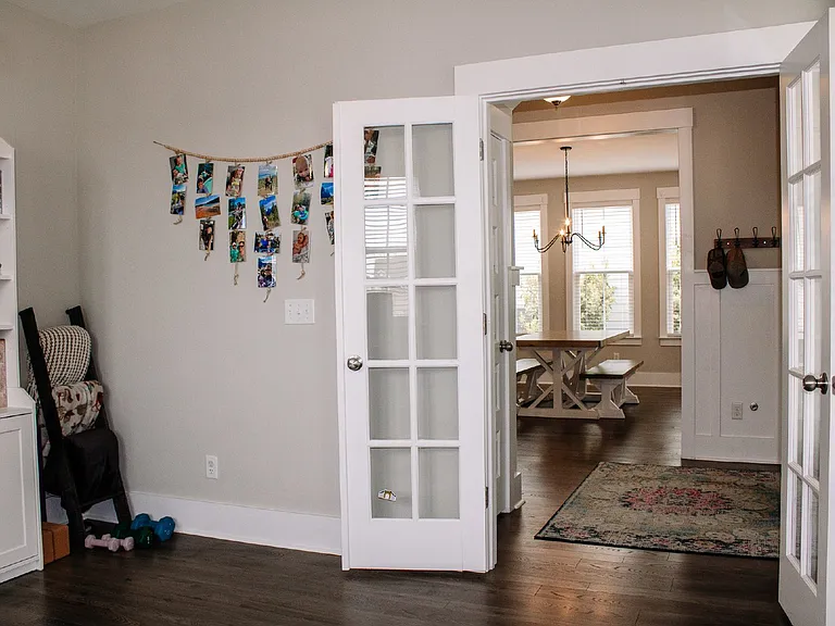 393 Oak Park St — Photo 5