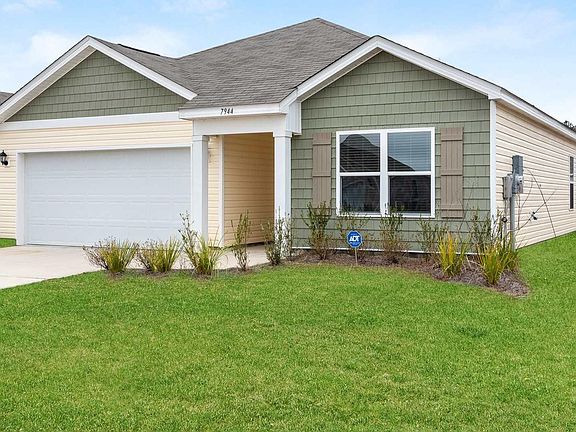 Concrete Driveway & Sidewalks w/ Double Garage
