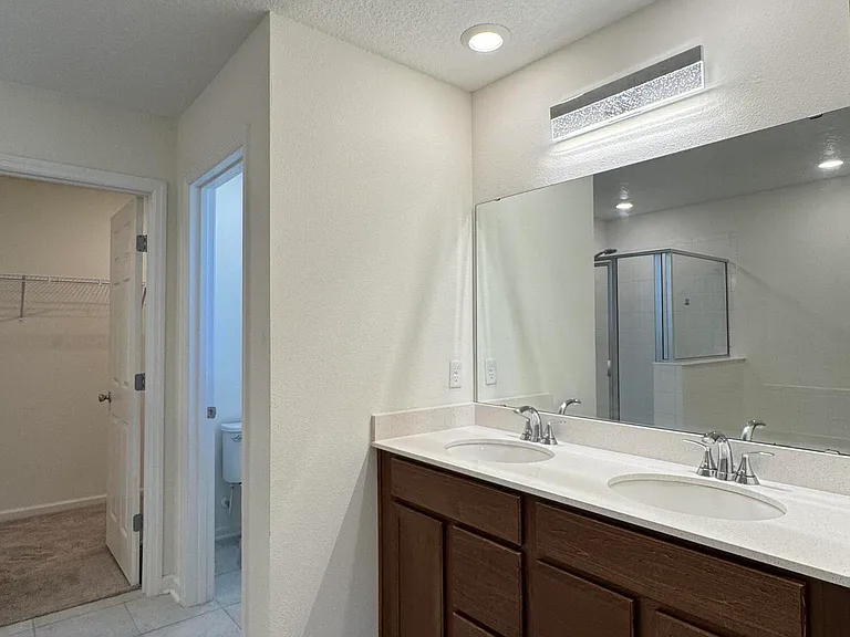 310 Rambling Brook Trl — Photo 28