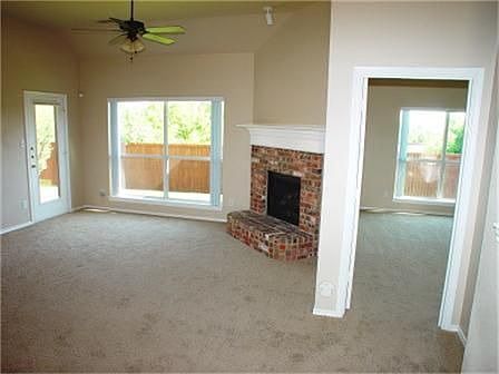 3rd image of 1817 Carver Dr