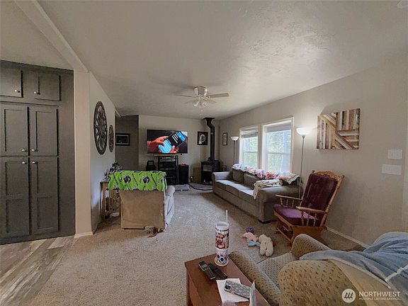 5th image of 116 N Cape Labelle Road