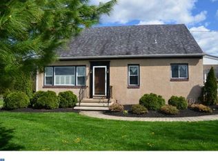 38 E 3rd Ave, Collegeville, PA 19426