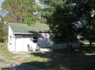 8 Debow Ln, Egg Harbor City, NJ 08215