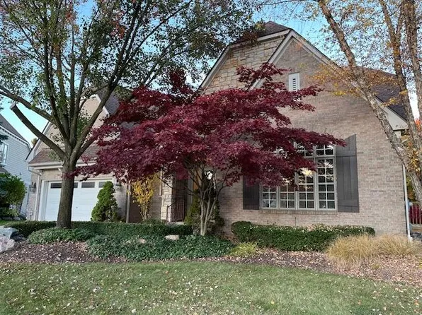 4173 Chatfield Ln, Troy, MI 48098