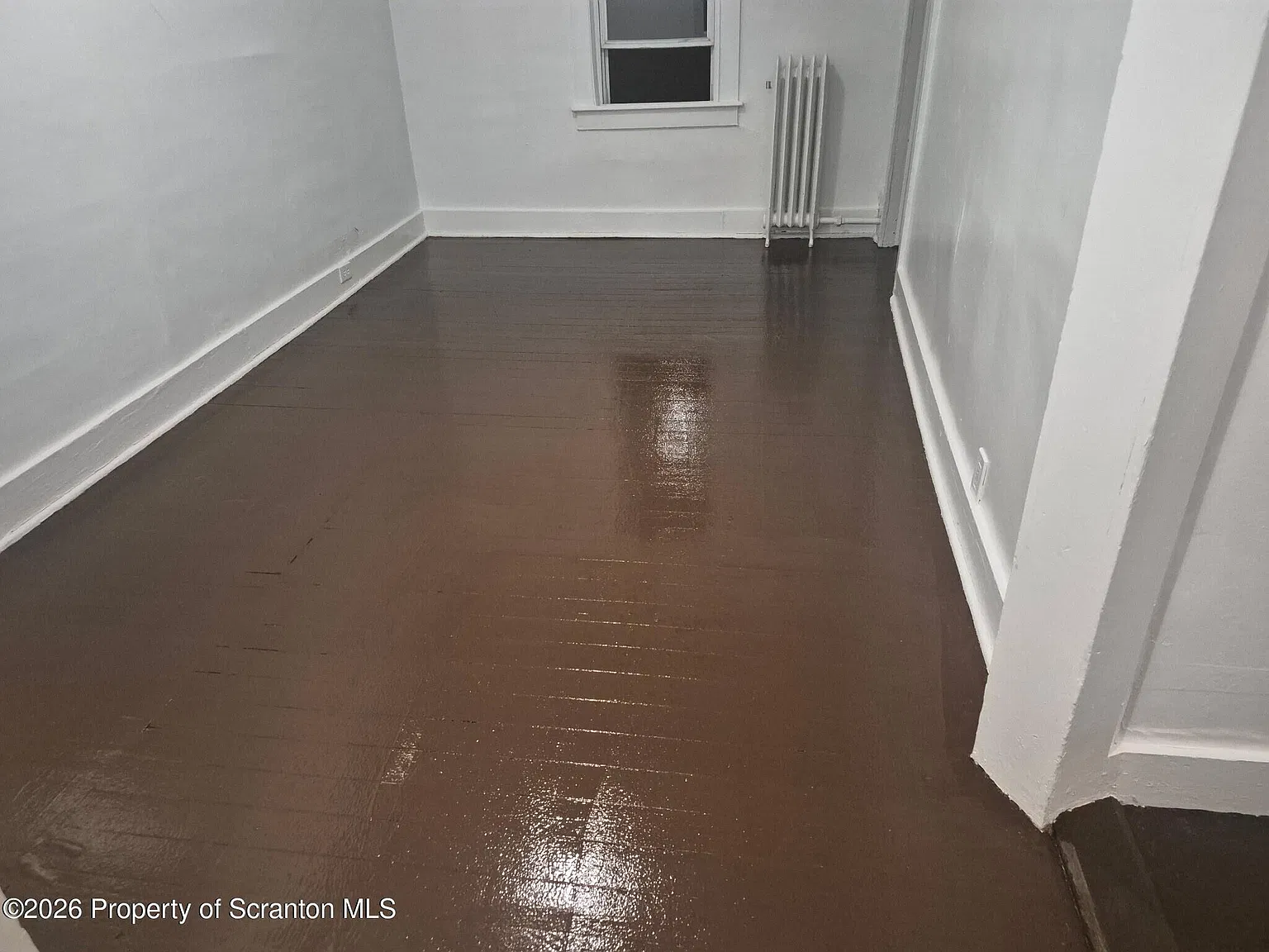 2 bed, 1.0 bath, 570 sqft, $1,000 — Photo 4
