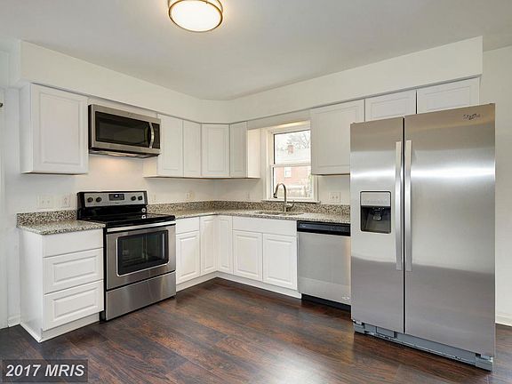4th image of 616 Chapel Heights Dr