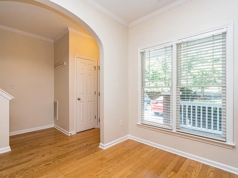 1010 Mica Lamp Ct — Photo 7