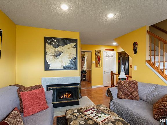 5th image of 89 Vaughan Dr #824