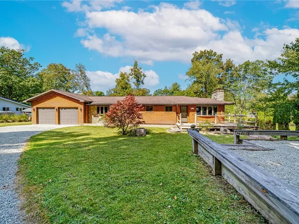 717 Dipaola Ln, Champion, PA 15622