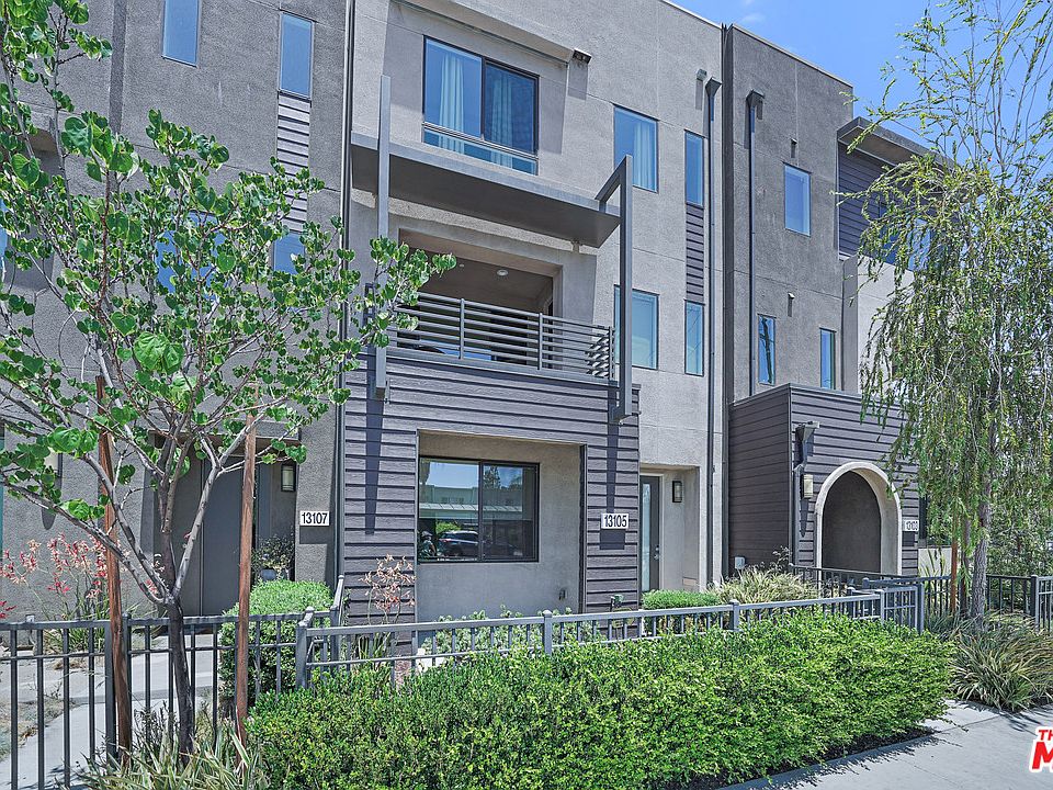 1st image of 13105 W Victory Blvd