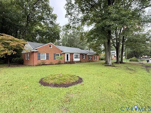 3 bed, 2.0 bath, 2200 sqft, $2,895 — Photo 1