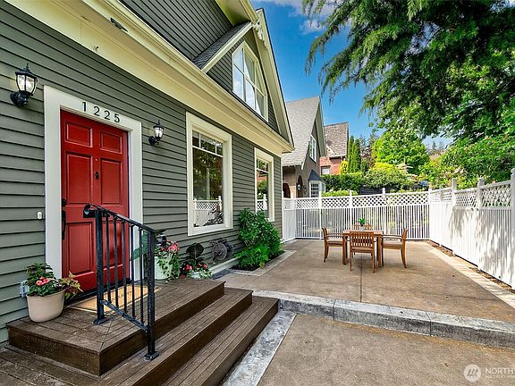2nd image of 1225 9th Avenue W