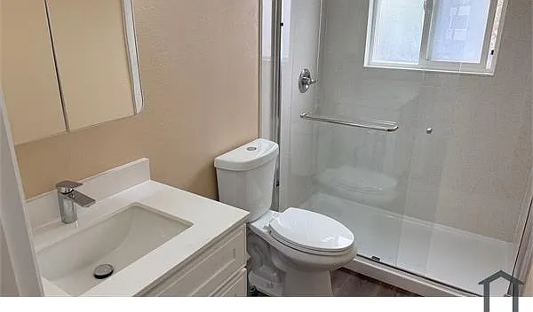 2922 Dohr St #C — Photo 7