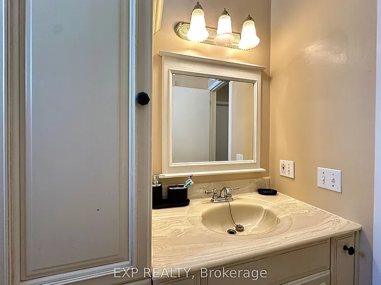 35 Barra Ave — Photo 23