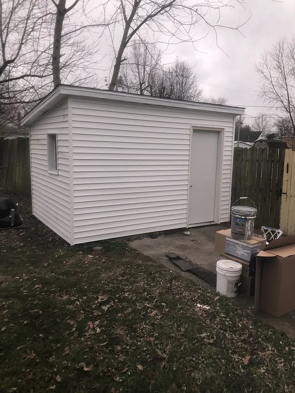 3 bed, 1.0 bath, 1100 sqft, $1,300 — Photo 3