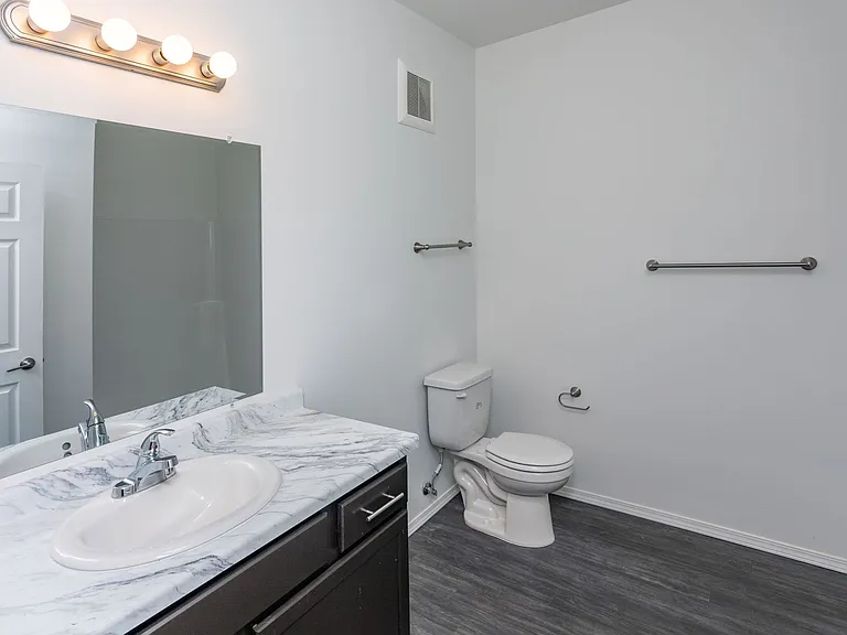 4033 N Olympia Dr #224 — Photo 8