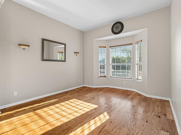 4th image of 19913 Dornick Hills Ln