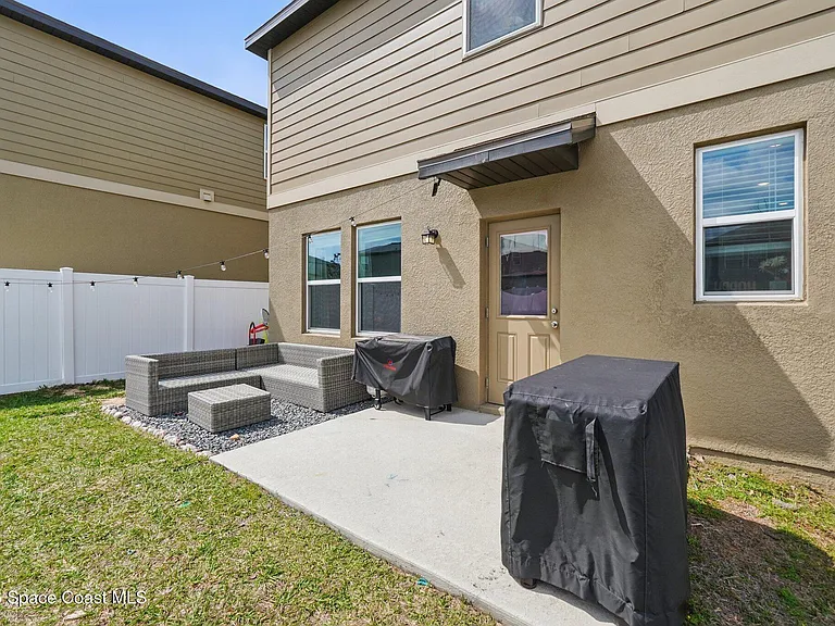 2024 Hemingway Cir — Photo 19