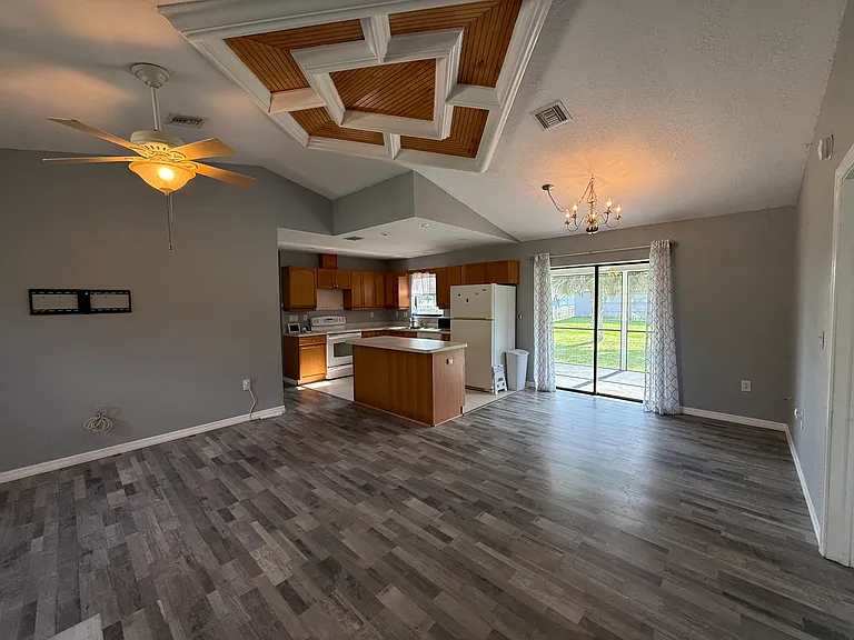 1223 Guild St — Photo 2