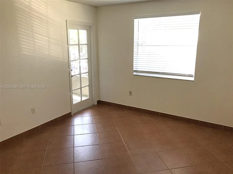 2890 N Oakland Forest Dr #206 — Photo 15
