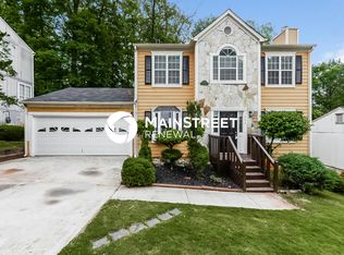 2992 Cascade Manor Dr, Decatur, GA 30034