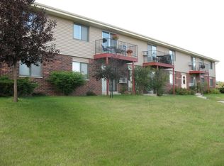 139 W Falls Rd #201, Grafton, WI 53024