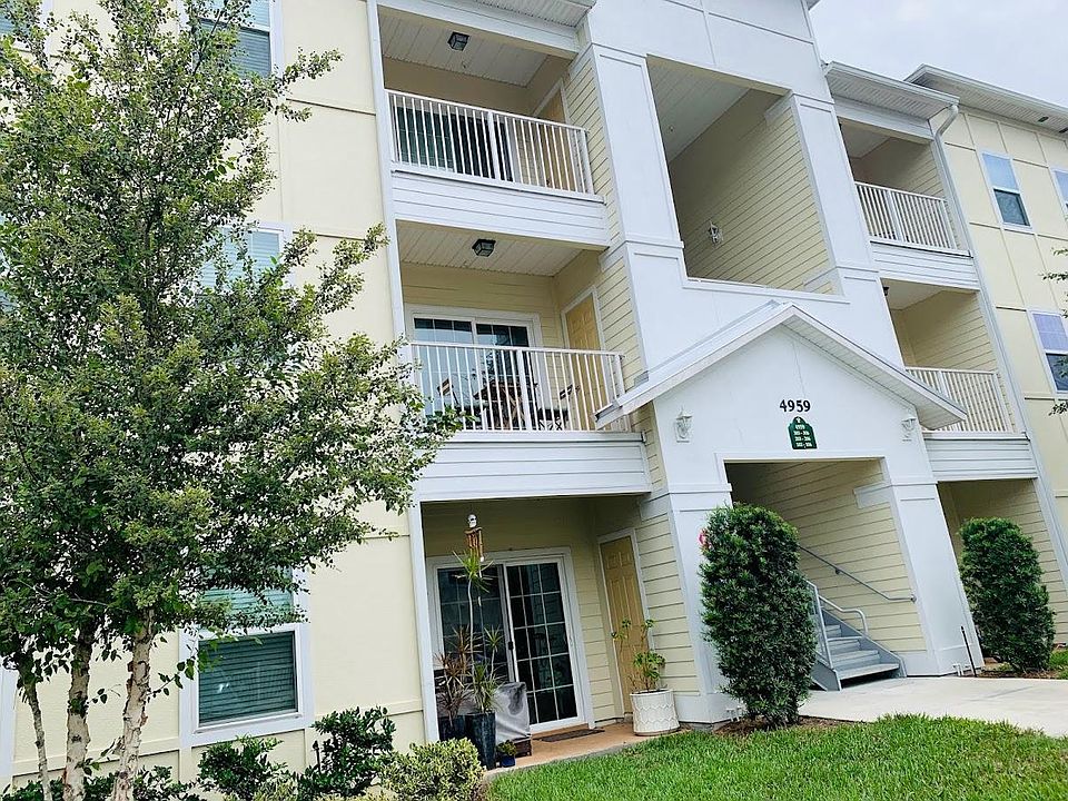 1st image of 5006 Key Lime Dr Unit 106