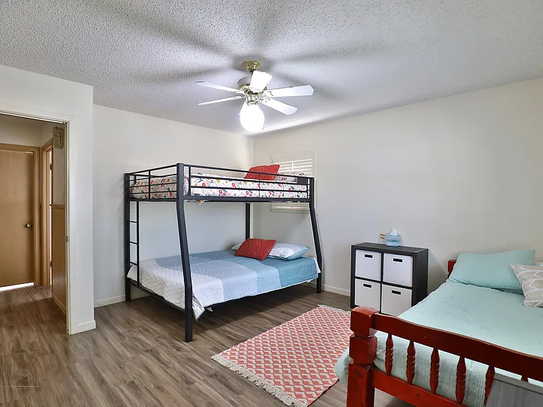 2810 Arrowhead Dr — Photo 24