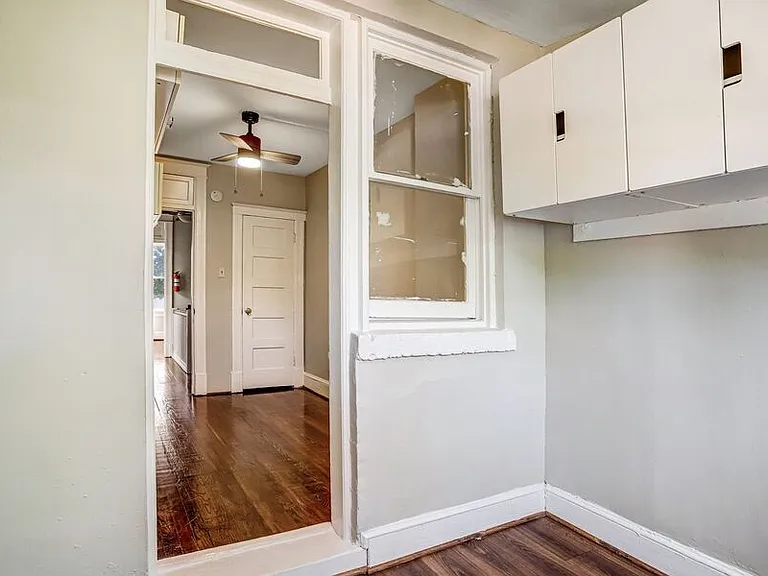 821 Kentucky Ave SE — Photo 27