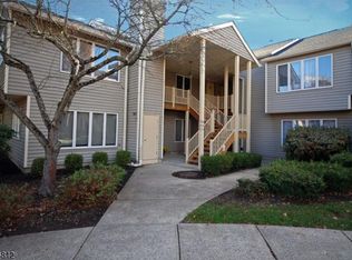 74 Westchester Ter, Annandale, NJ 08801