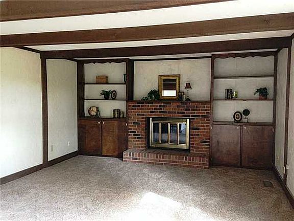 4th image of 2072 Laurelwood Dr