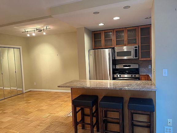 Dining nook area.