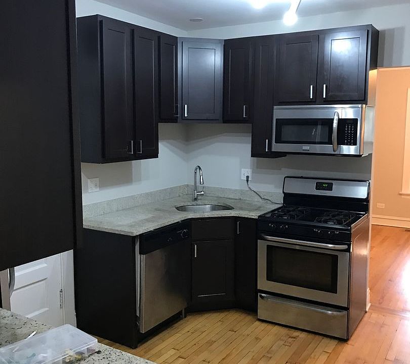 1st image of 3715-21 N Leavitt St #2