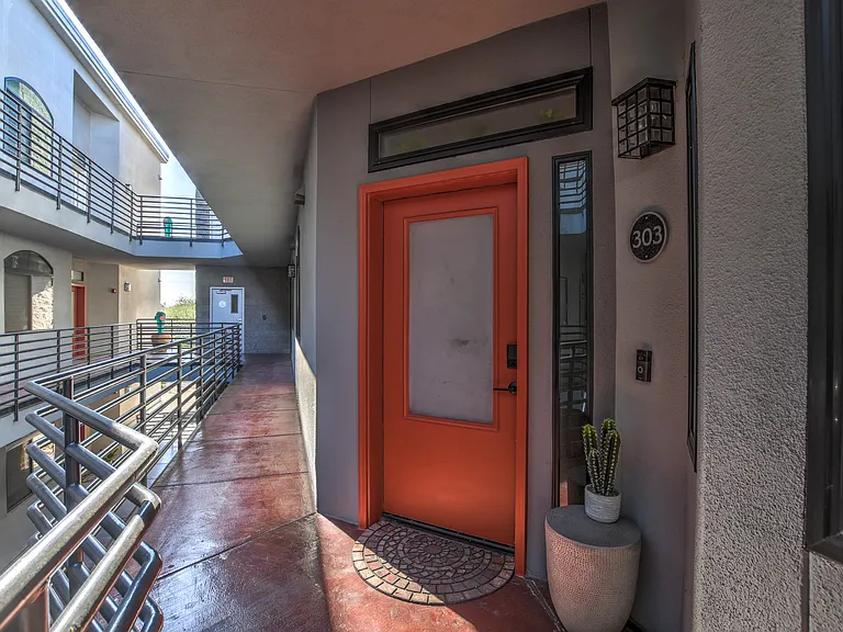 4525 N 22nd St #303 — Photo 43