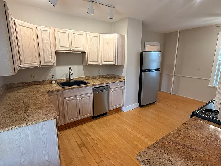 10 Green Ct — Photo 6