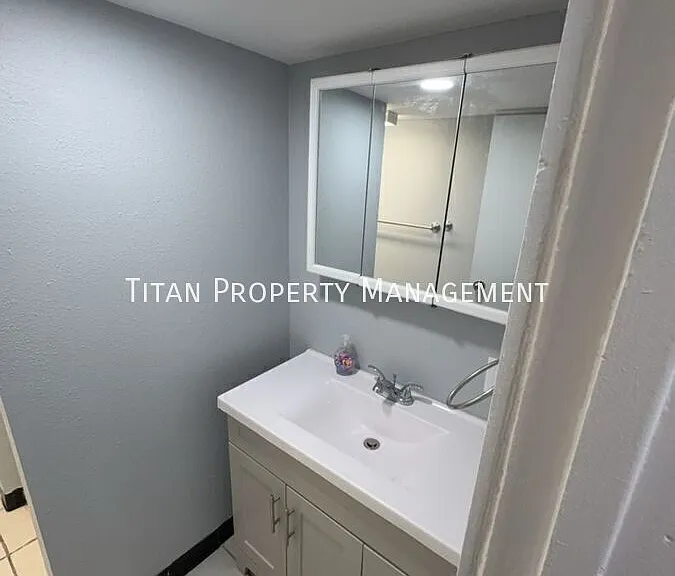 3402 7th Ave #B — Photo 7