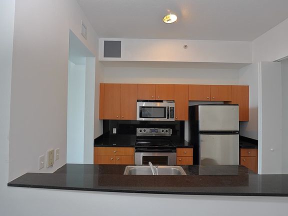 4th image of 2200 NE 4th Ave #Penthouse 9