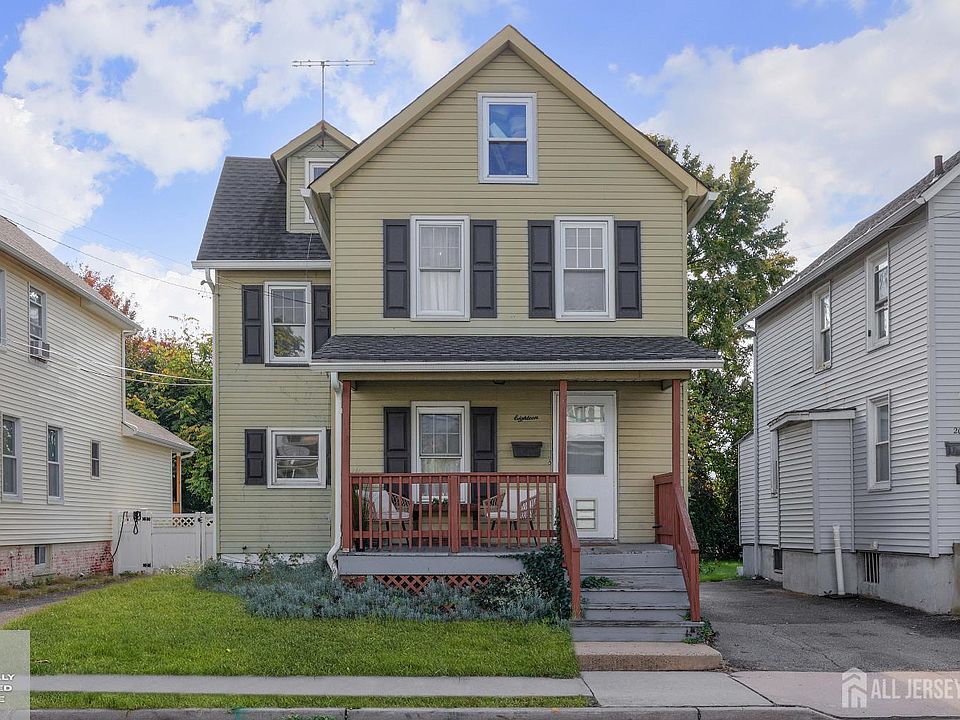 1st image of 18 Cottage Ave