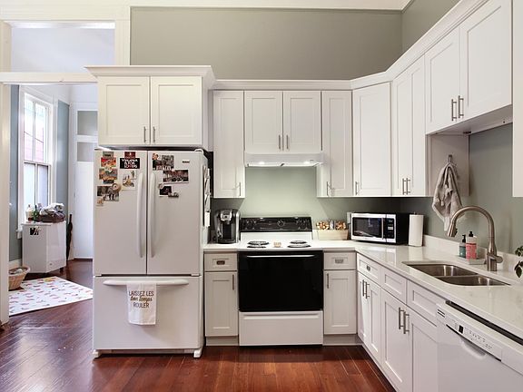 2nd image of 1304 Felicity St APT 1B