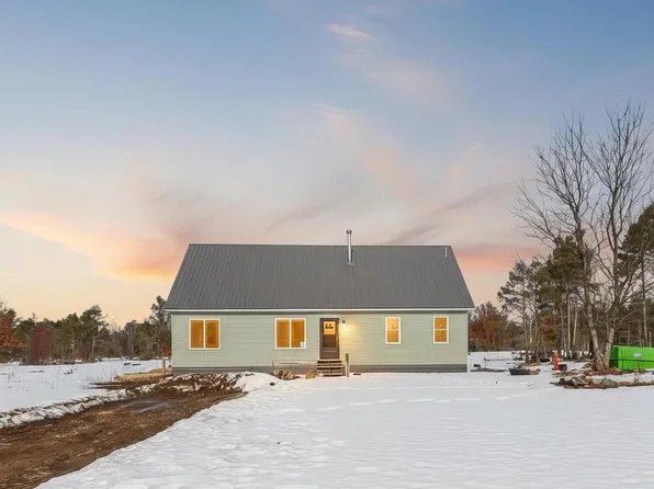 13501 Pioneer Ave, Leroy, MI 49655