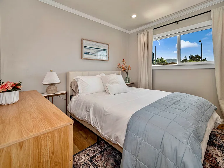 Carlton Oaks Dr — Photo 8