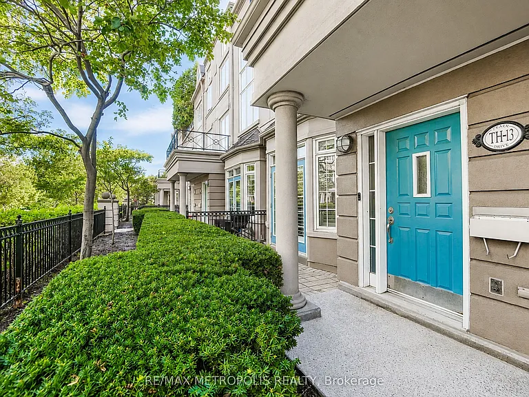 3 Rean Dr #Townhouse 13 — Photo 5