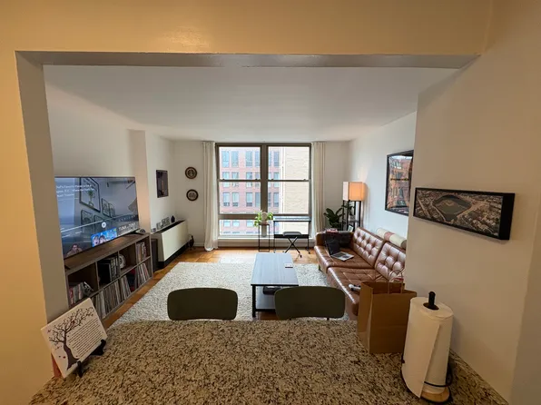 1260 21st St NW, Washington, DC