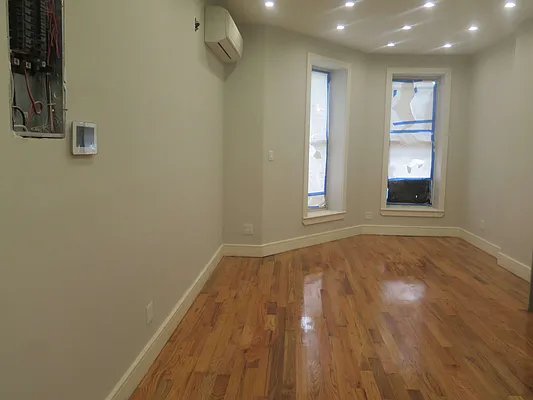 Rented by Spot It Realty LLC | media 15