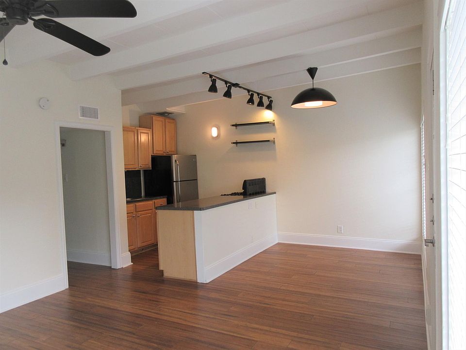1st image of 216 Marshall St APT 13