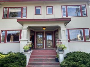 6027 Harwood Ave, Oakland, CA 94618